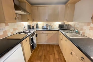 2 bed flat, Albert Road, Stoke, PL21AN - Image 4